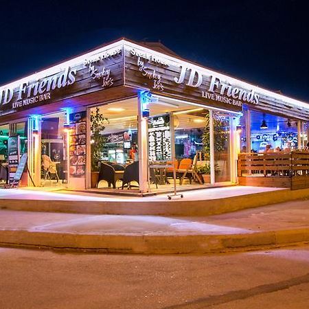 Jack Daniel Friends Apartamento Faliraki Exterior foto