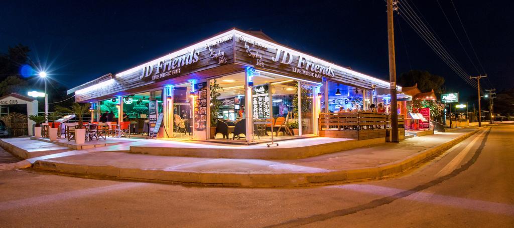 Jack Daniel Friends Apartamento Faliraki Exterior foto